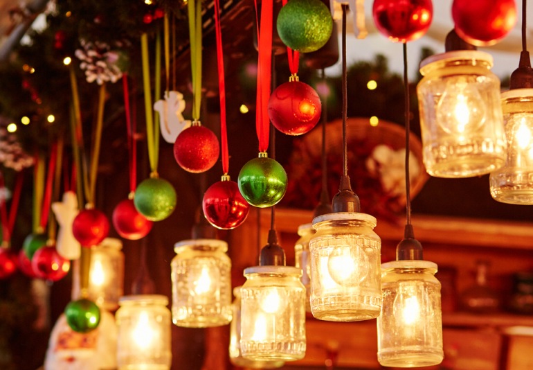 Lighting up the festive season: top power generation tips for Christmas market organisers